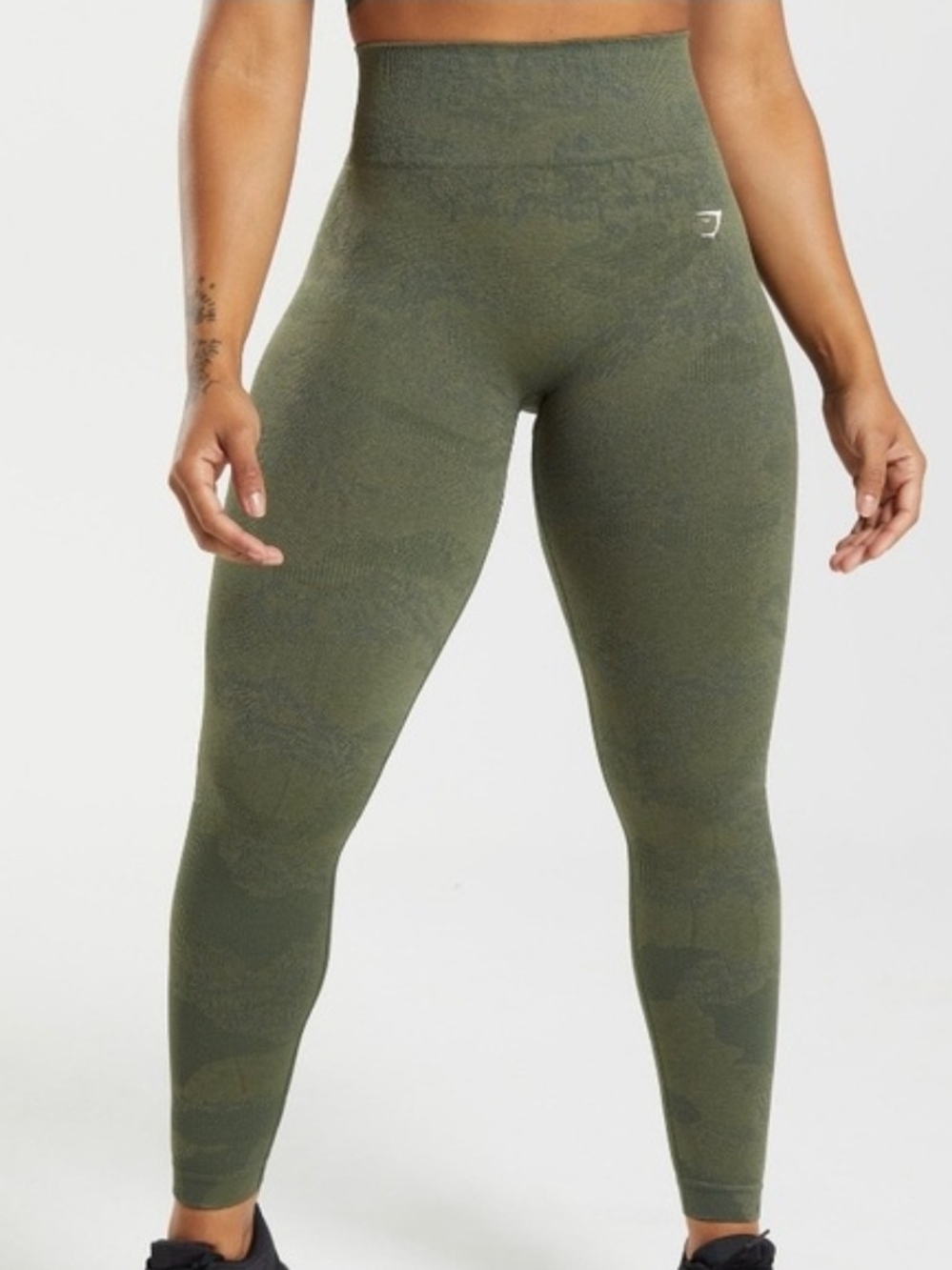 Gymshark Seamless High-Waist Leggings in Olive Green Camo